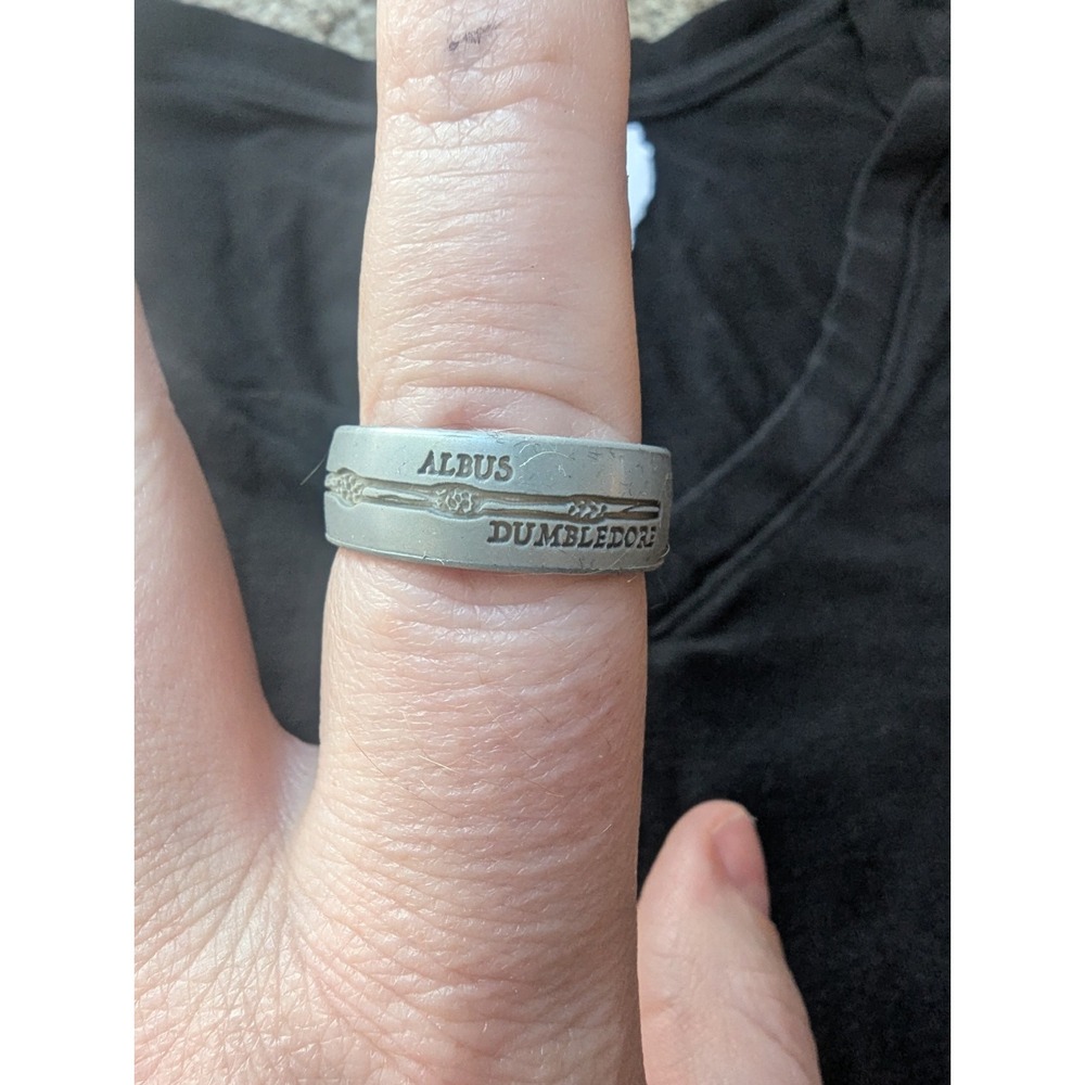 Enso‎ Ring - Size 10 - Albus Dumbledore Wand Ring